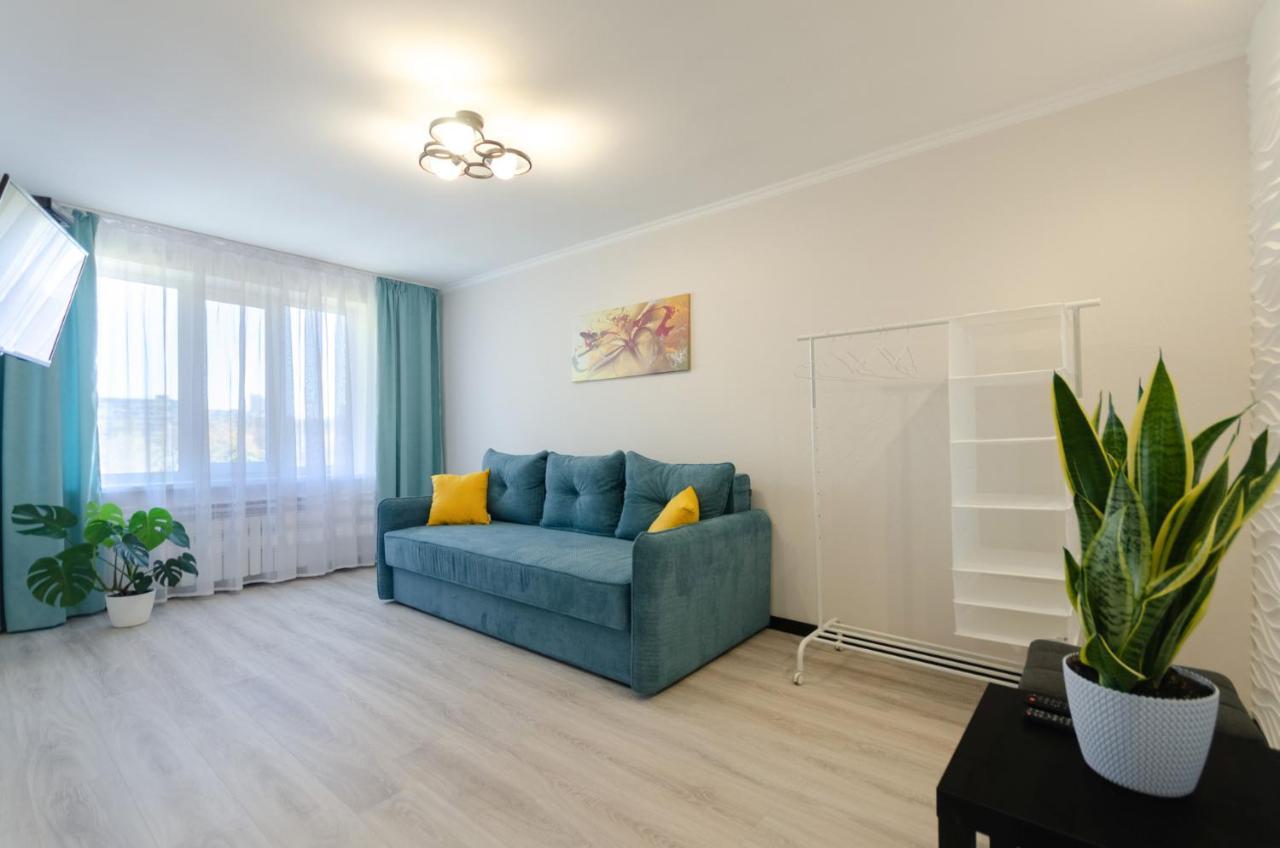 קייב Artal Apartment On Obolonskaya Square 1 מראה חיצוני תמונה